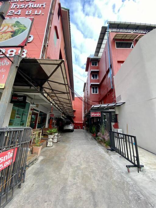 Ratanawong Place 405 Bangkok Exterior foto